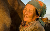 Une fermière dans le nord de la Mongolie